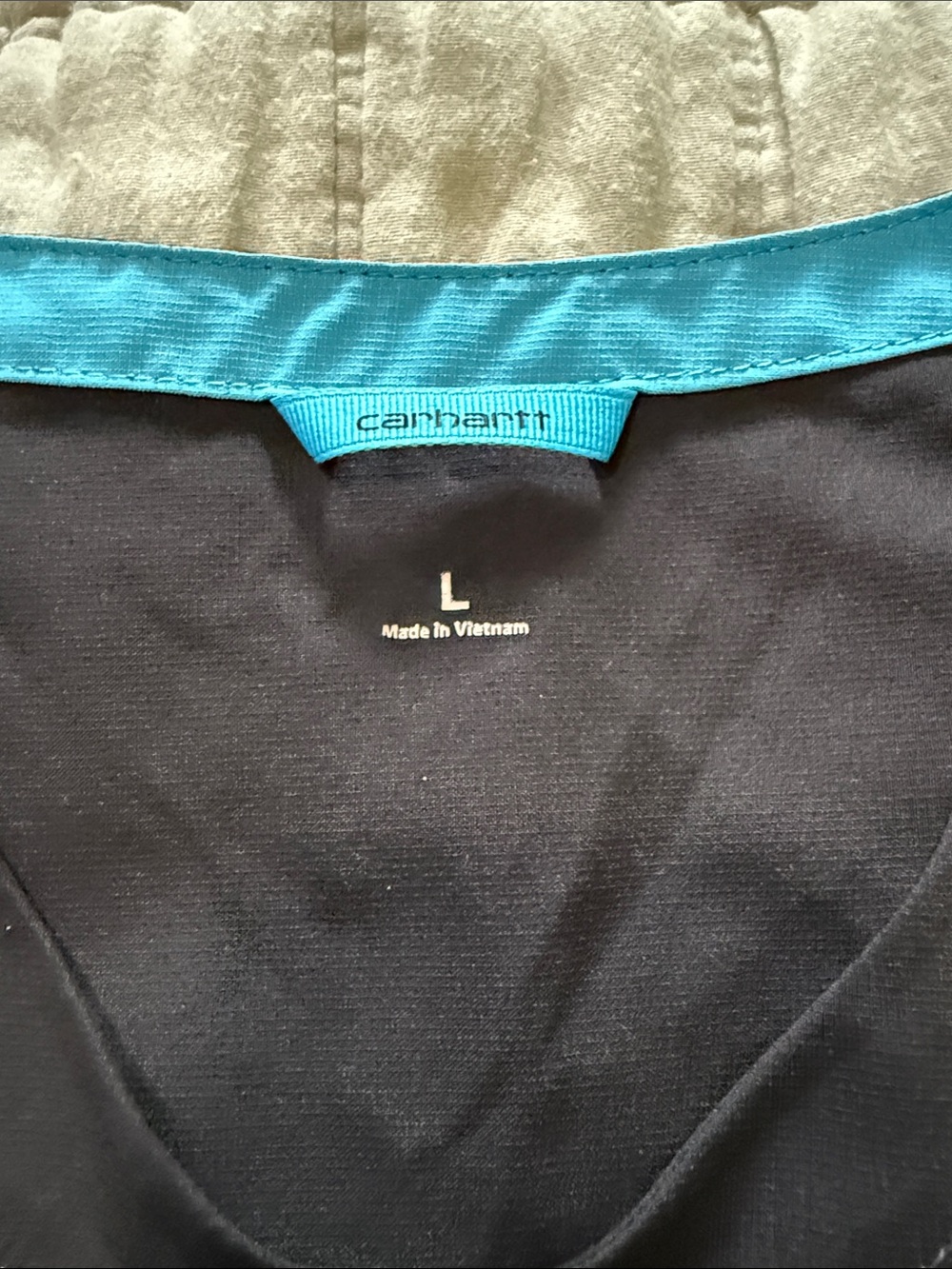 Carhartt Women's Scrub Tops in Black, Turquoise, Teal, Gray - Picture 9 of 10